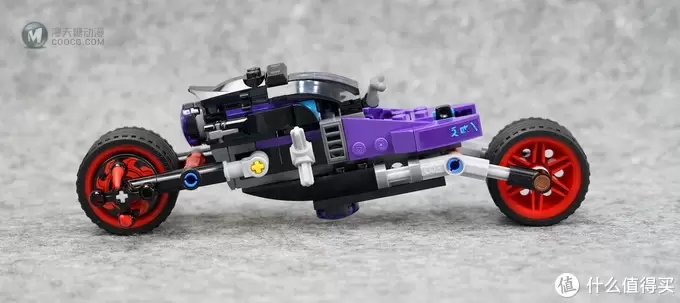 忍者版Tron: Legacy?LEGO 乐高 幻影忍者 Ninjago 巨轮摩托车追击战 70639 忍者版Tron: Legacy?LEGO 乐高 幻影忍者 Ninjago 巨轮摩托车追击战 70639