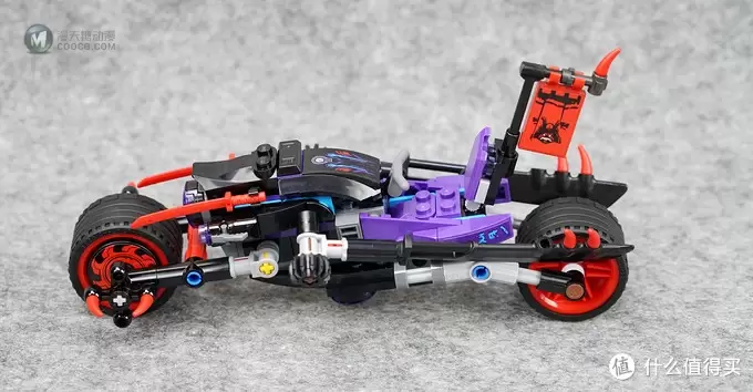 忍者版Tron: Legacy?LEGO 乐高 幻影忍者 Ninjago 巨轮摩托车追击战 70639 忍者版Tron: Legacy?LEGO 乐高 幻影忍者 Ninjago 巨轮摩托车追击战 70639