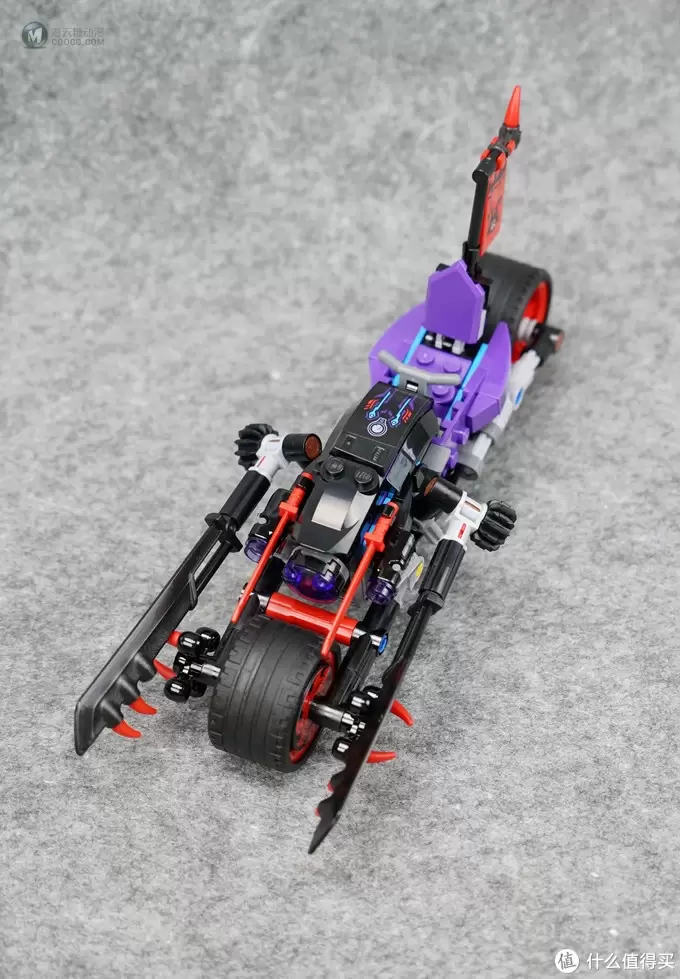 忍者版Tron: Legacy?LEGO 乐高 幻影忍者 Ninjago 巨轮摩托车追击战 70639 忍者版Tron: Legacy?LEGO 乐高 幻影忍者 Ninjago 巨轮摩托车追击战 70639