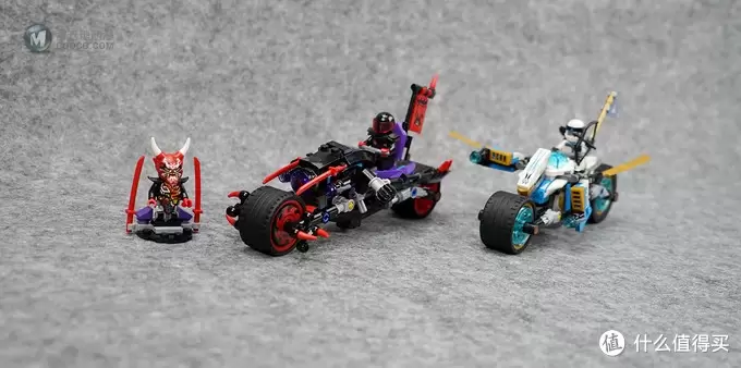 忍者版Tron: Legacy?LEGO 乐高 幻影忍者 Ninjago 巨轮摩托车追击战 70639 忍者版Tron: Legacy?LEGO 乐高 幻影忍者 Ninjago 巨轮摩托车追击战 70639