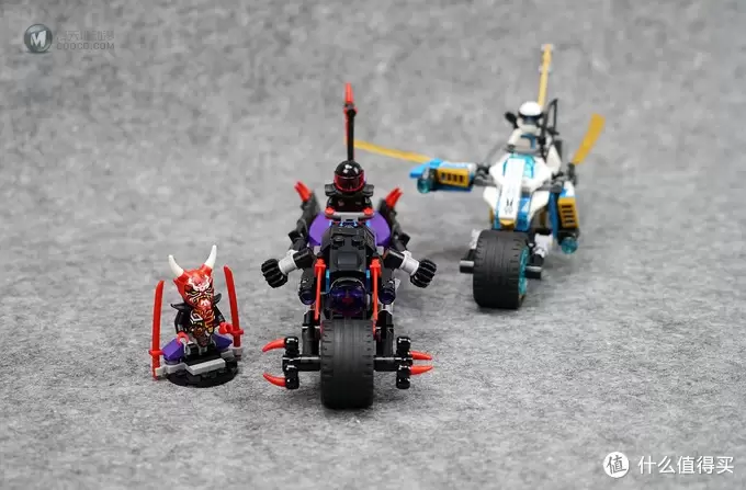 忍者版Tron: Legacy?LEGO 乐高 幻影忍者 Ninjago 巨轮摩托车追击战 70639 忍者版Tron: Legacy?LEGO 乐高 幻影忍者 Ninjago 巨轮摩托车追击战 70639