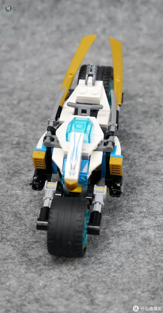 忍者版Tron: Legacy?LEGO 乐高 幻影忍者 Ninjago 巨轮摩托车追击战 70639 忍者版Tron: Legacy?LEGO 乐高 幻影忍者 Ninjago 巨轮摩托车追击战 70639