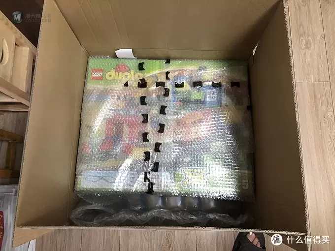 “火车控”宝宝的必备玩物—Lego 乐高 10508 豪华火车套装 “火车控”宝宝的必备玩物—Lego 乐高 10508 豪华火车套装
