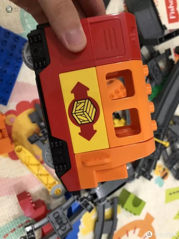 “火车控”宝宝的必备玩物—Lego 乐高 10508 豪华火车套装 “火车控”宝宝的必备玩物—Lego 乐高 10508 豪华火车套装