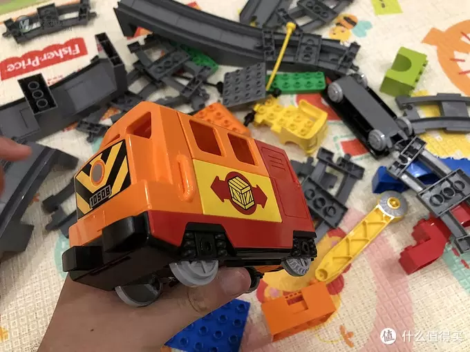 “火车控”宝宝的必备玩物—Lego 乐高 10508 豪华火车套装 “火车控”宝宝的必备玩物—Lego 乐高 10508 豪华火车套装