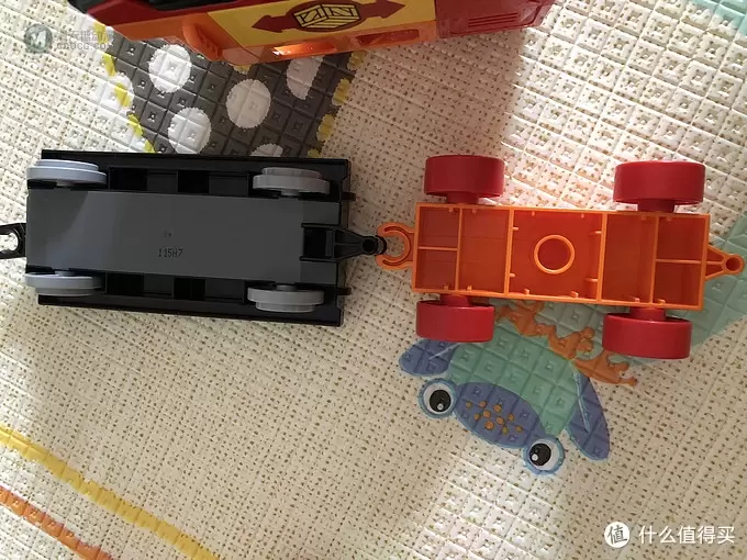 “火车控”宝宝的必备玩物—Lego 乐高 10508 豪华火车套装 “火车控”宝宝的必备玩物—Lego 乐高 10508 豪华火车套装