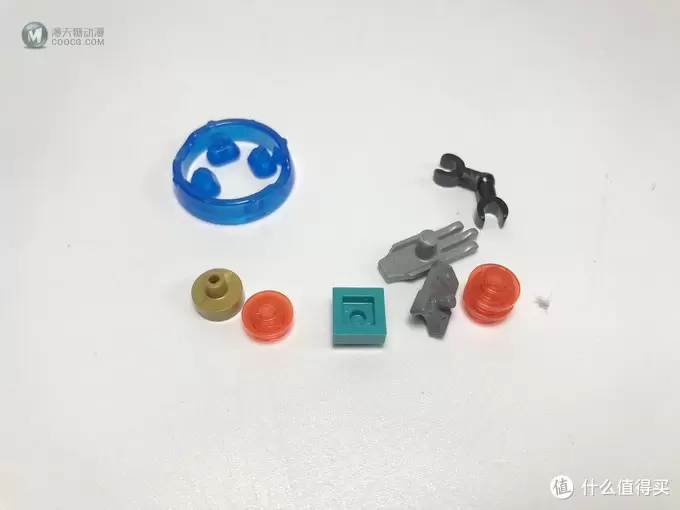 空间原石到来:LEGO 乐高 76101 先驱者号运输船攻袭 空间原石到来:LEGO 乐高 76101 先驱者号运输船攻袭
