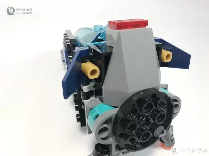 空间原石到来:LEGO 乐高 76101 先驱者号运输船攻袭 空间原石到来:LEGO 乐高 76101 先驱者号运输船攻袭