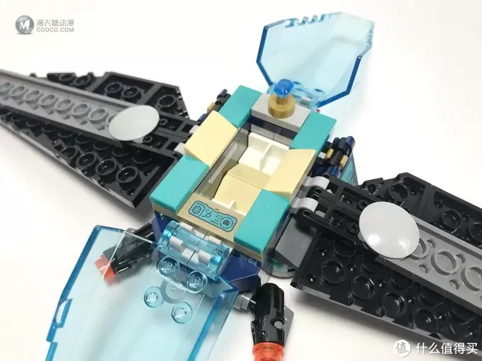 空间原石到来:LEGO 乐高 76101 先驱者号运输船攻袭 空间原石到来:LEGO 乐高 76101 先驱者号运输船攻袭
