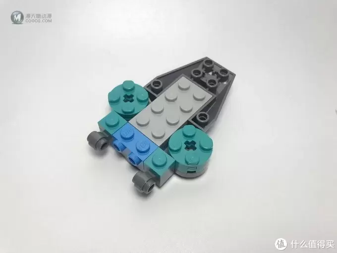 空间原石到来:LEGO 乐高 76101 先驱者号运输船攻袭 空间原石到来:LEGO 乐高 76101 先驱者号运输船攻袭