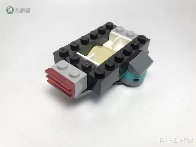 空间原石到来:LEGO 乐高 76101 先驱者号运输船攻袭 空间原石到来:LEGO 乐高 76101 先驱者号运输船攻袭