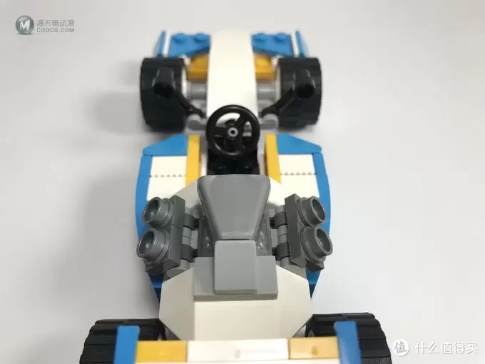 LEGO 乐高 创意百变组 31072 雷霆赛车开箱 LEGO 乐高 创意百变组 31072 雷霆赛车开箱