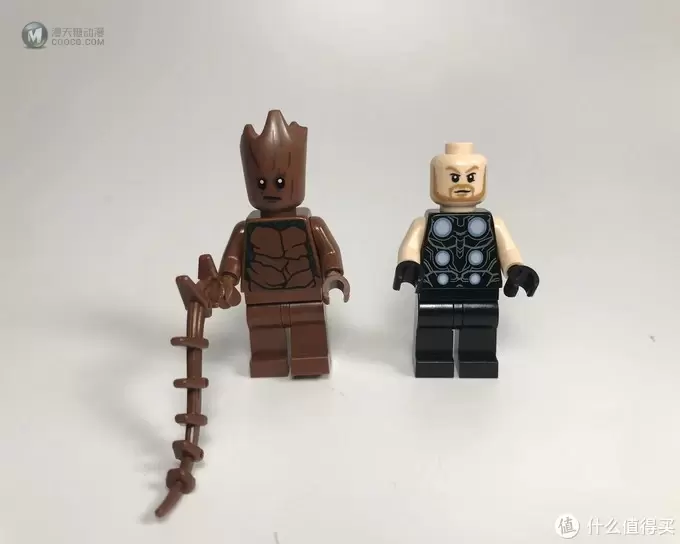 力量之石到来:LEGO 乐高 76102 雷神武器搜寻记 力量之石到来:LEGO 乐高 76102 雷神武器搜寻记