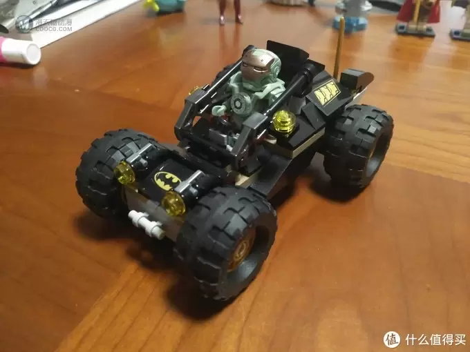 玩乐高 篇一:DC超级英雄:一家四口,老爷最“丑”—LEGO 乐高 76056 开箱 玩乐高 篇一:DC超级英雄:一家四口,老爷最“丑”—LEGO 乐高 76056 开箱
