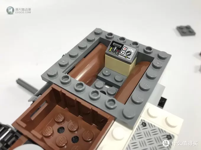 LEGO 乐高 蝙蝠侠大电影 70915 双面人破坏 LEGO 乐高 蝙蝠侠大电影 70915 双面人破坏