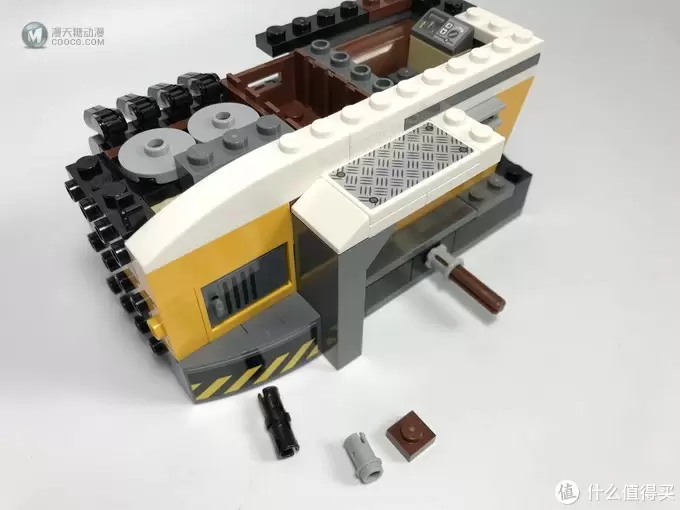 LEGO 乐高 蝙蝠侠大电影 70915 双面人破坏 LEGO 乐高 蝙蝠侠大电影 70915 双面人破坏