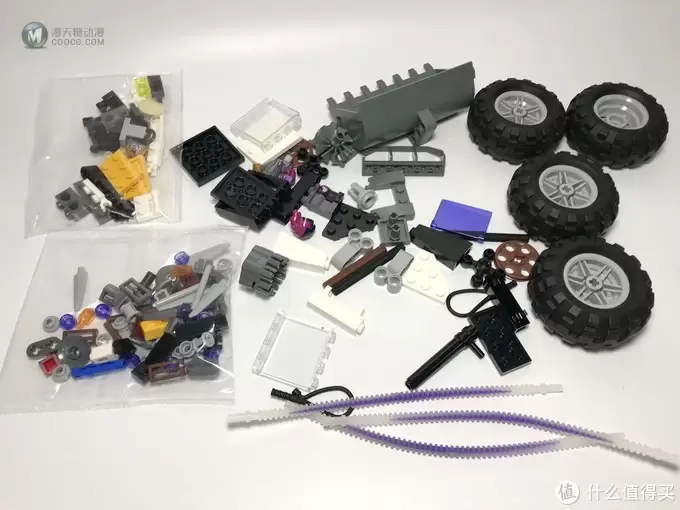 LEGO 乐高 蝙蝠侠大电影 70915 双面人破坏 LEGO 乐高 蝙蝠侠大电影 70915 双面人破坏