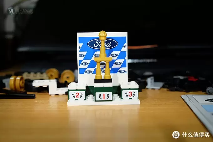福特 GT V.S. 福特 GT40—LEGO 乐高 超级赛车系列 75881 开箱 福特 GT V.S. 福特 GT40—LEGO 乐高 超级赛车系列 75881 开箱