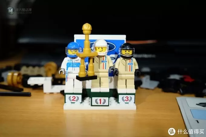 福特 GT V.S. 福特 GT40—LEGO 乐高 超级赛车系列 75881 开箱 福特 GT V.S. 福特 GT40—LEGO 乐高 超级赛车系列 75881 开箱