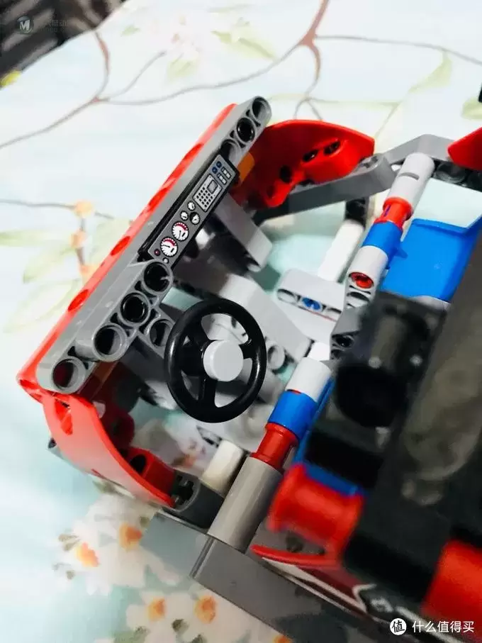 有趣的非旗舰—LEGO 乐高 42068 机场救援车拼装记录(含电机加装) 有趣的非旗舰—LEGO 乐高 42068 机场救援车拼装记录(含电机加装)