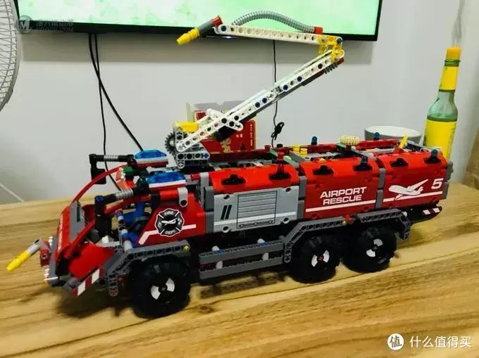 有趣的非旗舰—LEGO 乐高 42068 机场救援车拼装记录(含电机加装) 有趣的非旗舰—LEGO 乐高 42068 机场救援车拼装记录(含电机加装)