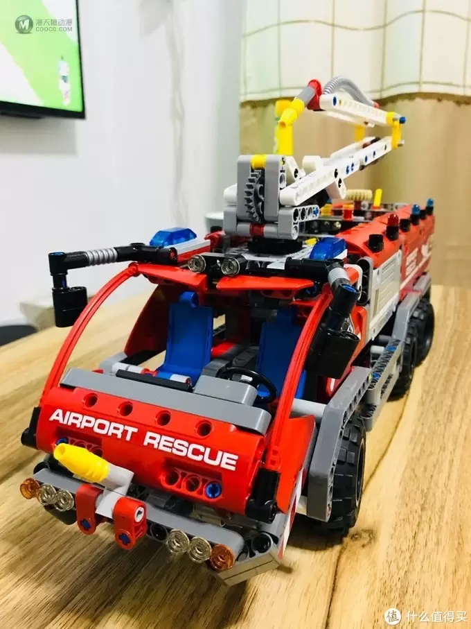有趣的非旗舰—LEGO 乐高 42068 机场救援车拼装记录(含电机加装) 有趣的非旗舰—LEGO 乐高 42068 机场救援车拼装记录(含电机加装)