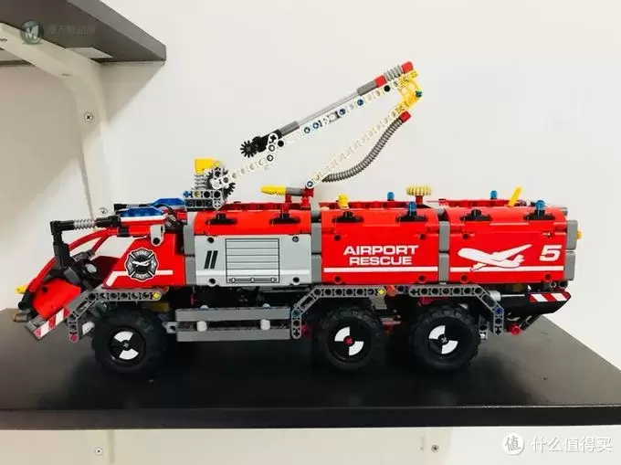 有趣的非旗舰—LEGO 乐高 42068 机场救援车拼装记录(含电机加装) 有趣的非旗舰—LEGO 乐高 42068 机场救援车拼装记录(含电机加装)