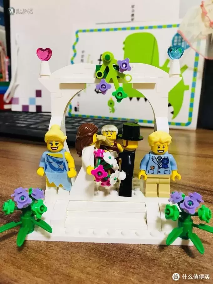 你见过一个新娘和两个新郎的婚礼吗?LEGO 乐高 40165 开箱 你见过一个新娘和两个新郎的婚礼吗?LEGO 乐高 40165 开箱