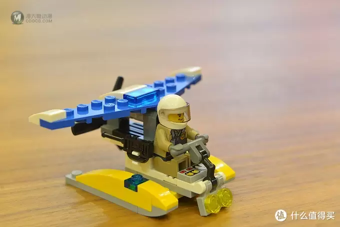 #全民分享季#三五十元也能玩乐高—LEGO 乐高 30359 警务飞机 拼砌包 开箱 #全民分享季#三五十元也能玩乐高—LEGO 乐高 30359 警务飞机 拼砌包 开箱
