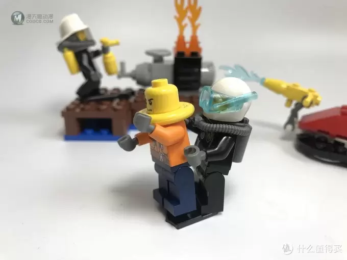 #全民分享季#LEGO 乐高 拼拼乐 城市系列 60106 消防入门套装 #全民分享季#LEGO 乐高 拼拼乐 城市系列 60106 消防入门套装