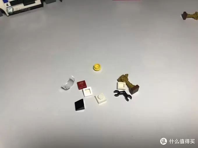 LEGO 乐高 拼拼乐 75873 超级赛车系列 奥迪R8 LMS LEGO 乐高 拼拼乐 75873 超级赛车系列 奥迪R8 LMS