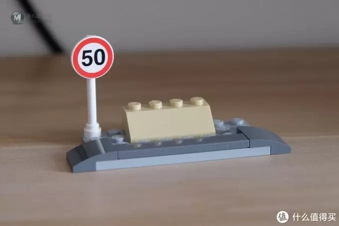 乐高手记 篇六十一:杜克的首秀——LEGO 乐高 城市系列 60242 警察公路大追捕 乐高手记 篇六十一:杜克的首秀——LEGO 乐高 城市系列 60242 警察公路大追捕