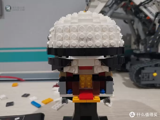 老杨的玩具仓库 篇五十一:LEGO 星战头盔系列40周年 75276 冲锋兵头盔 评测 老杨的玩具仓库 篇五十一:LEGO 星战头盔系列40周年 75276 冲锋兵头盔 评测