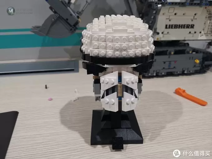 老杨的玩具仓库 篇五十一:LEGO 星战头盔系列40周年 75276 冲锋兵头盔 评测 老杨的玩具仓库 篇五十一:LEGO 星战头盔系列40周年 75276 冲锋兵头盔 评测