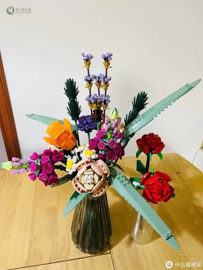 乐高 篇一:送你一朵小红花:lego 10280花束开箱 乐高 篇一:送你一朵小红花:lego 10280花束开箱