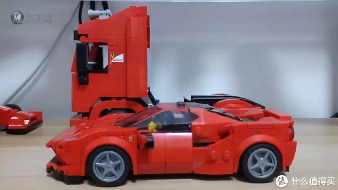 乐高手记 篇五十:这回来盒大的吧——LEGO 乐高 超级赛车系列 75913 法拉利车队 乐高手记 篇五十:这回来盒大的吧——LEGO 乐高 超级赛车系列 75913 法拉利车队