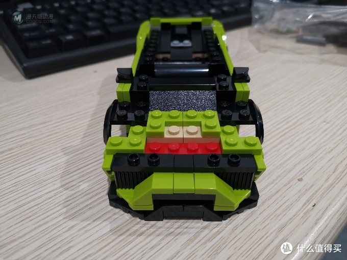 老杨的玩具仓库 篇二十四:LEGO 76899 兰博基尼 Huracán 和 Urus 老杨的玩具仓库 篇二十四:LEGO 76899 兰博基尼 Huracán 和 Urus