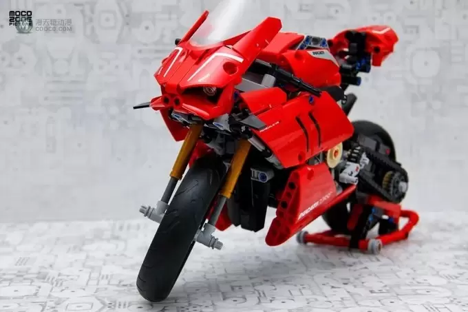 乐高科技系列新品42107杜卡迪Panigale V4 R测评 乐高科技系列新品42107杜卡迪Panigale V4 R测评