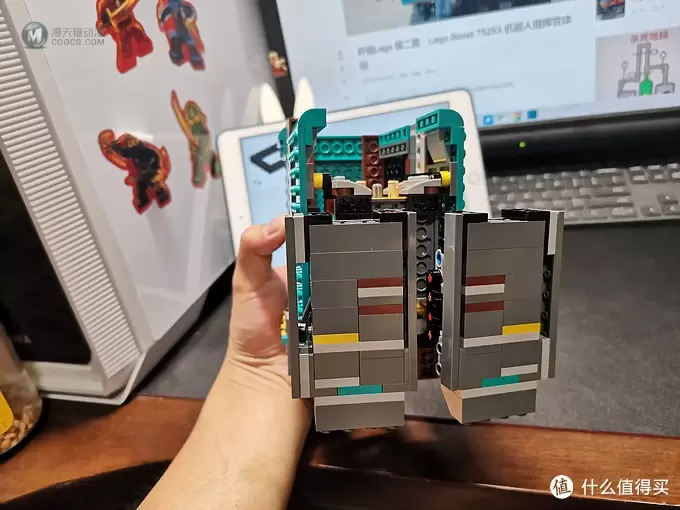 老杨的玩具仓库 篇二十三:LEGO boost 75253 机器人指挥官 老杨的玩具仓库 篇二十三:LEGO boost 75253 机器人指挥官