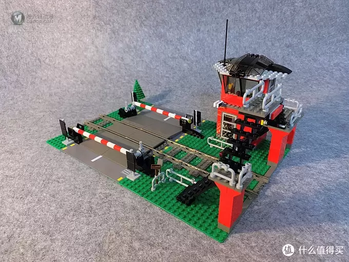 LEGO 10128 火车平交道口 LEGO 10128 火车平交道口