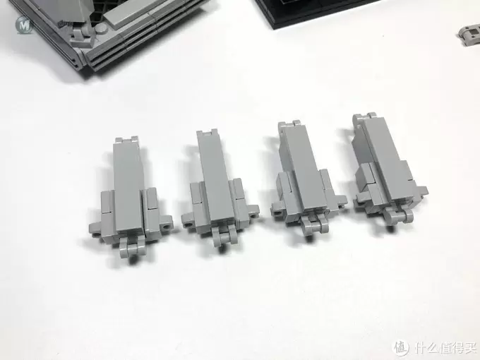 来自大妈的礼物:LEGO 乐高 拼拼乐 篇193: 建筑系列 21019 埃菲尔铁塔 来自大妈的礼物:LEGO 乐高 拼拼乐 篇193: 建筑系列 21019 埃菲尔铁塔
