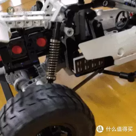 米兔机器人后再出爆款!小米沙漠赛车积木体验 米兔机器人后再出爆款!小米沙漠赛车积木体验
