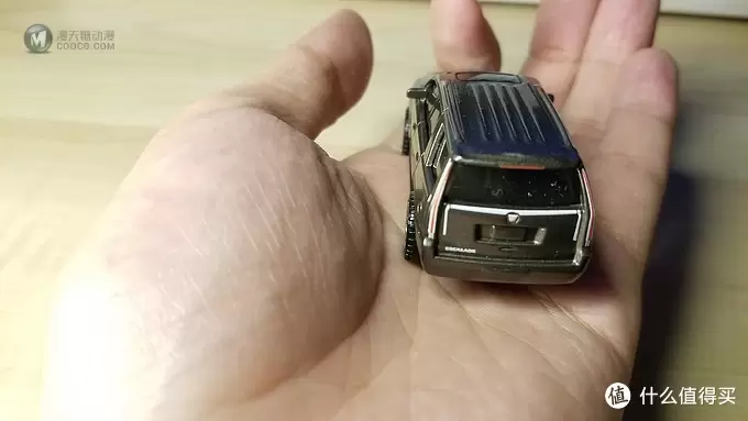 MATCHBOX 彩盒版 雪佛兰VAN、萨博班、凯雷德开盒及简介 MATCHBOX 彩盒版 雪佛兰VAN、萨博班、凯雷德开盒及简介