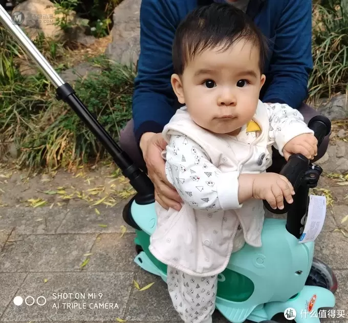 我的滑板车可以变形哦,瑞士micro迈古米高三合一迷你储物滑板车 我的滑板车可以变形哦,瑞士micro迈古米高三合一迷你储物滑板车