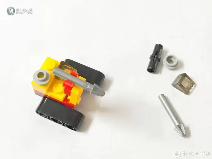 老大的乐高 篇三: LEGO 60201 圣诞倒数日历开箱晒单 老大的乐高 篇三: LEGO 60201 圣诞倒数日历开箱晒单