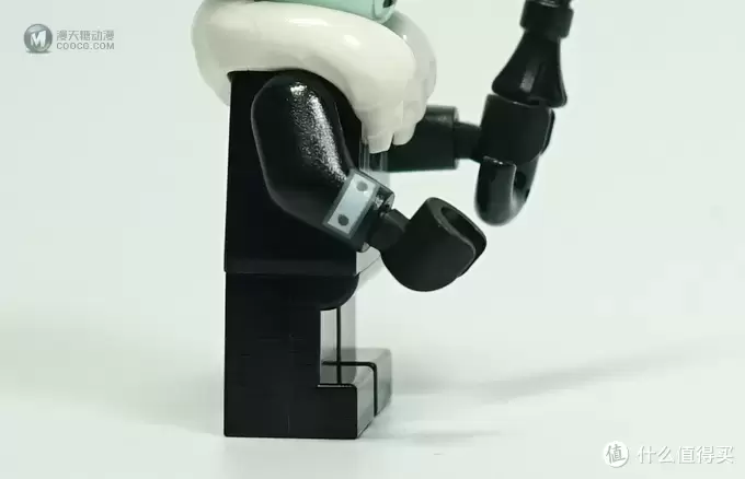LEGO 乐高 拼拼乐 篇212:这辆车太酷了之Batman系列 70911 复古企鹅人座驾 LEGO 乐高 拼拼乐 篇212:这辆车太酷了之Batman系列 70911 复古企鹅人座驾