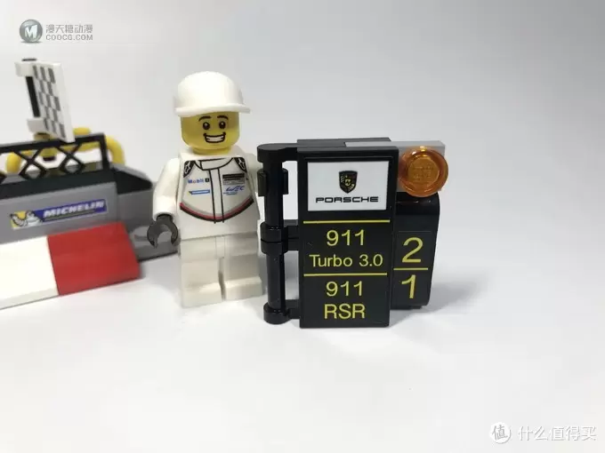 LEGO 乐高 拼拼乐 篇202:超级赛车系列 75888 保时捷 911 RSR和 911 Turbo 3.0 LEGO 乐高 拼拼乐 篇202:超级赛车系列 75888 保时捷 911 RSR和 911 Turbo 3.0