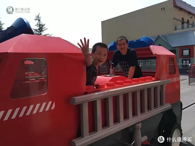 不惑大叔的legogo 篇十二:带我去月球,重力轻浮你我—LEGO 乐高 21309 土星五号火箭 不惑大叔的legogo 篇十二:带我去月球,重力轻浮你我—LEGO 乐高 21309 土星五号火箭
