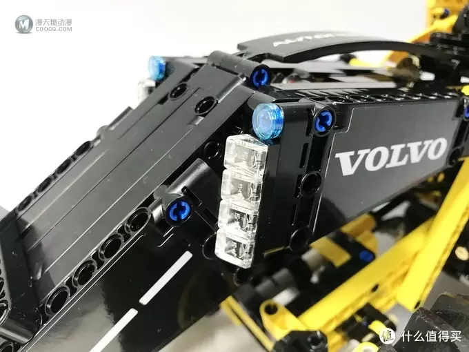 LEGO 乐高 拼拼乐 篇176:未来与现代的结合:42081 沃尔沃 ZEUX 概念式装载机 LEGO 乐高 拼拼乐 篇176:未来与现代的结合:42081 沃尔沃 ZEUX 概念式装载机