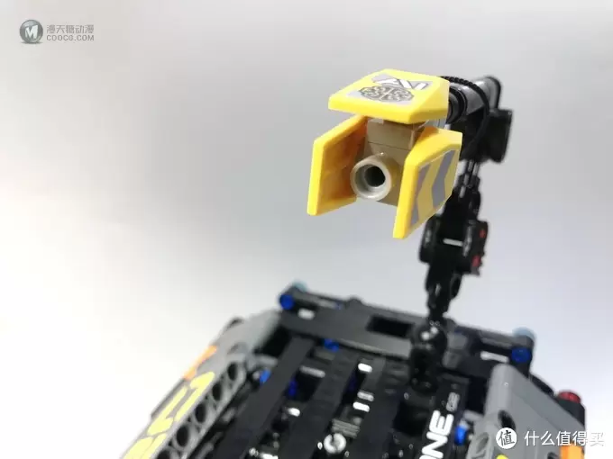 LEGO 乐高 拼拼乐 篇176:未来与现代的结合:42081 沃尔沃 ZEUX 概念式装载机 LEGO 乐高 拼拼乐 篇176:未来与现代的结合:42081 沃尔沃 ZEUX 概念式装载机